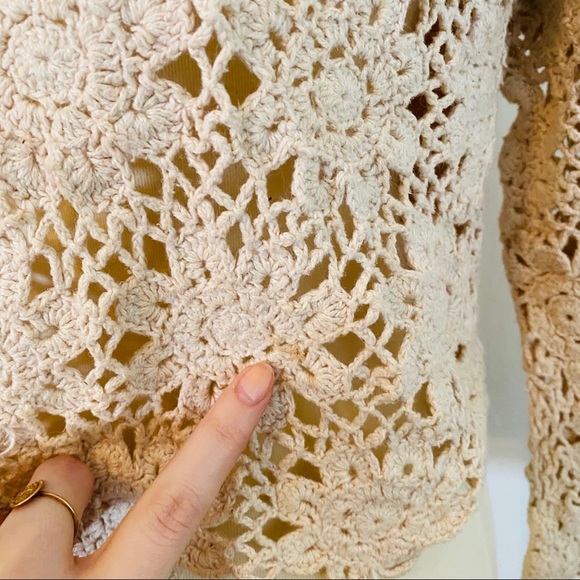 VINTAGE Crochet Cropped Sweater - Picture 6 of 9